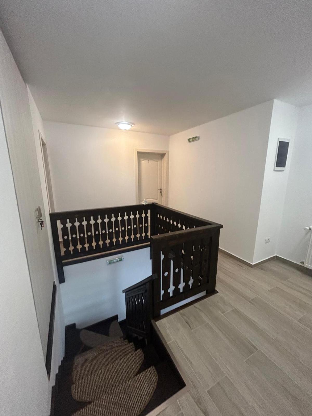 Casa Dani&Moni Hotel Moeciu De Sus Eksteriør billede