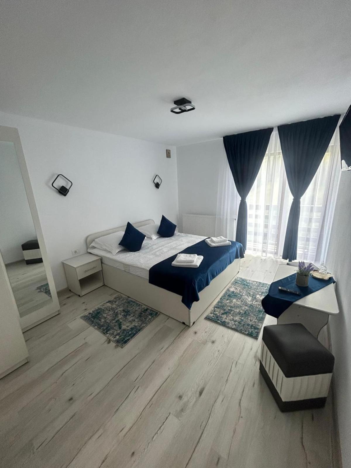 Casa Dani&Moni Hotel Moeciu De Sus Eksteriør billede